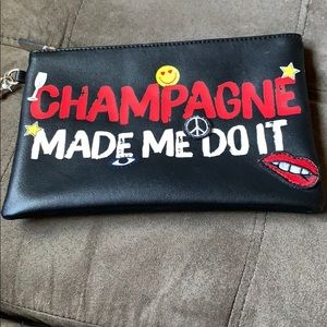 🔴Express Wristlet!